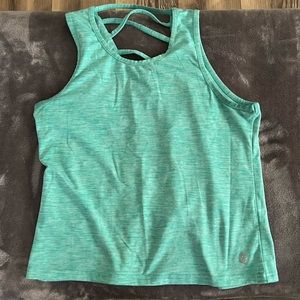 Born primitive women’s tank